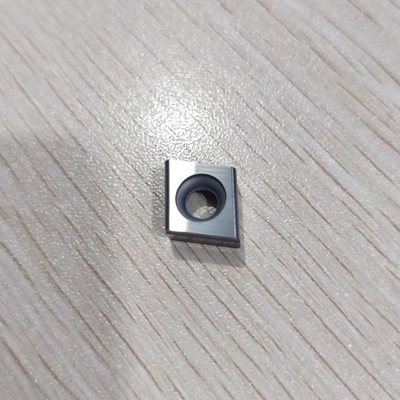 acheter Insertions de fraisage du carbure K40 335.18-1005T-M10 pour l'acier de fraisage de structure de 2800 TRS online manufacture