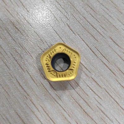acheter Insertions de fraisage du carbure K40 PDKT090530BR pour l'acier de fraisage de structure de 2800 TRS online manufacture
