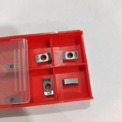 K40 garde revêtement PVD Alternative à la fraise carbure verticale  pour l'usinage de l'acier